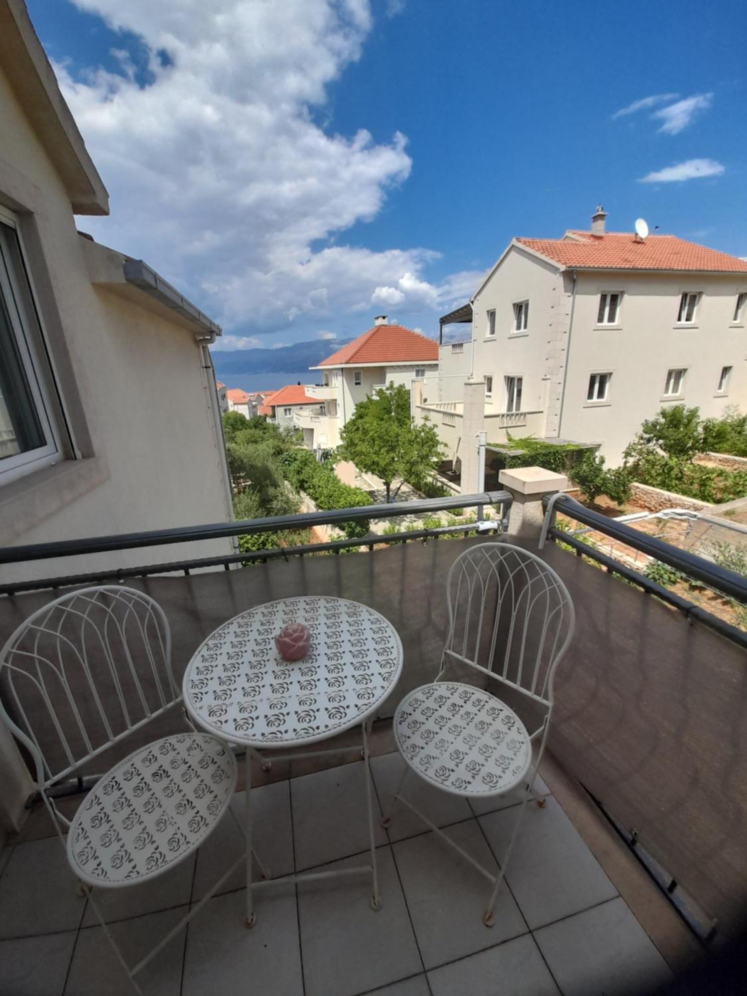 Apartamento Nives B. Supetar Exterior foto